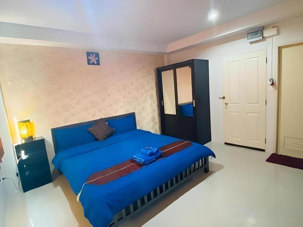 Tontalay Hotel Bang Saen Bagian luar foto