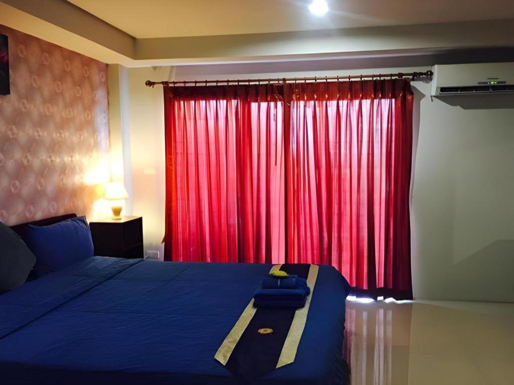 Tontalay Hotel Bang Saen Bagian luar foto